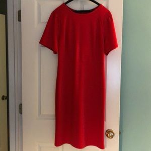 Ann Taylor classic short sleeve dress